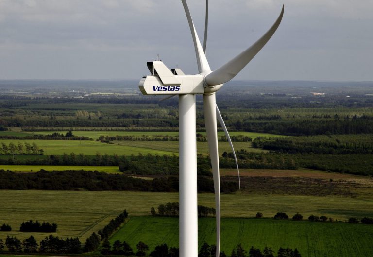 El mayor fabricante de aerogeneradores se instala en la Argentina.