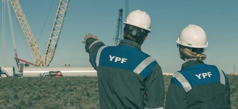 Se anunció la creación de YPF Luz para participar del negocio de generación.